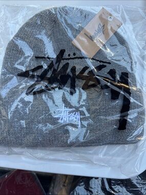 Stussy Gray Ribbed Logo Beanie